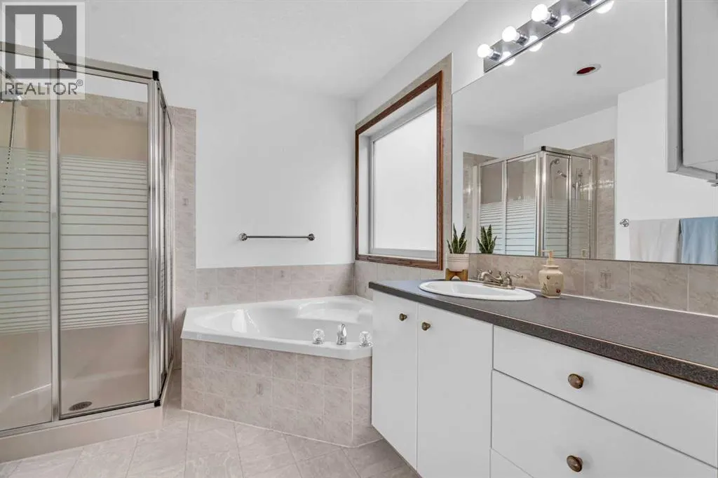58 Sandstone Ridge Crescent