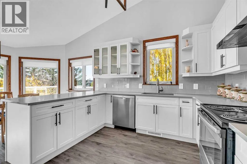 58 Sandstone Ridge Crescent