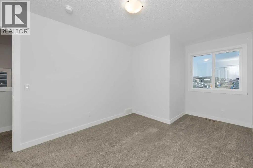 206 Legacy Glen Court SE