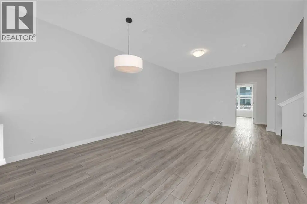 206 Legacy Glen Court SE