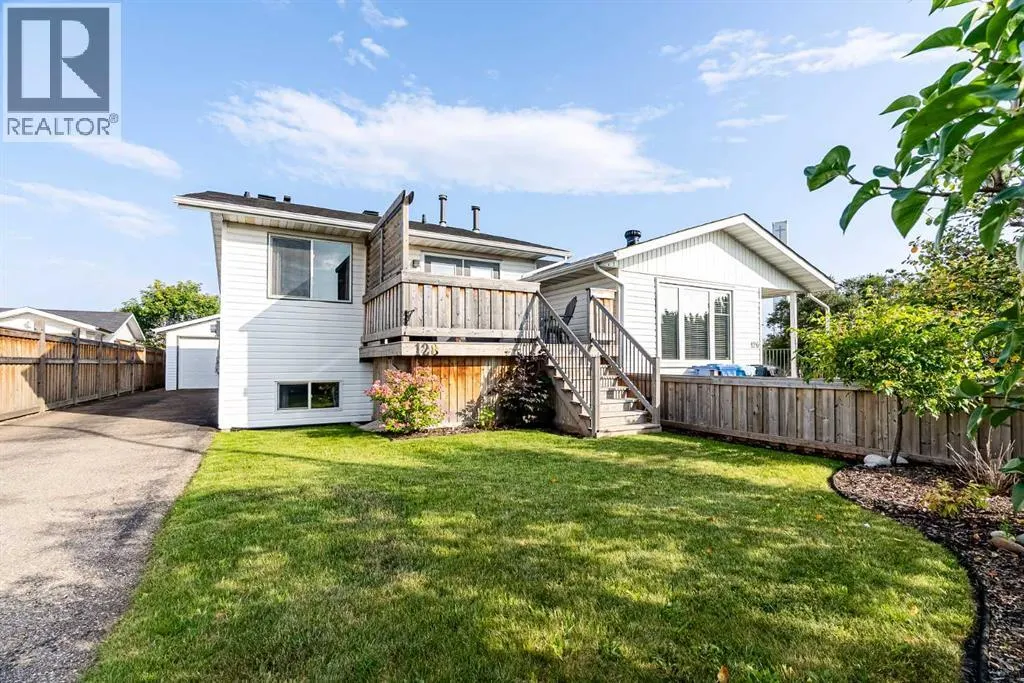 128 Cornwall Drive