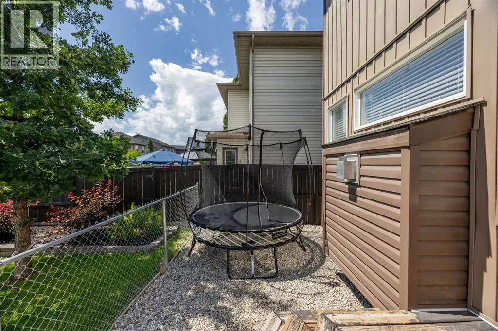 164 Silverado Range Close SW