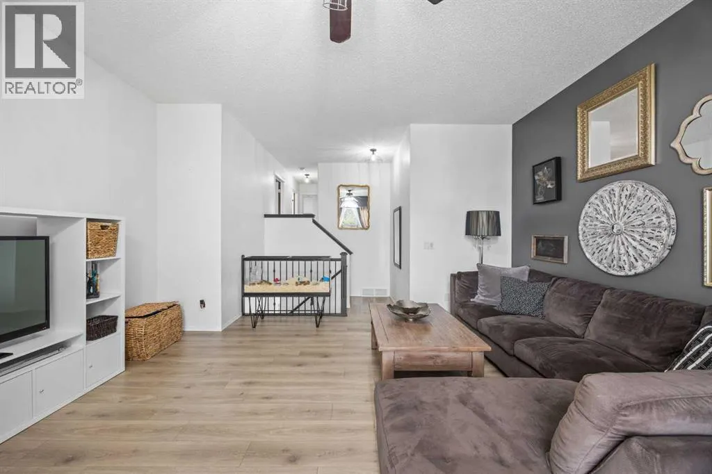 164 Silverado Range Close SW
