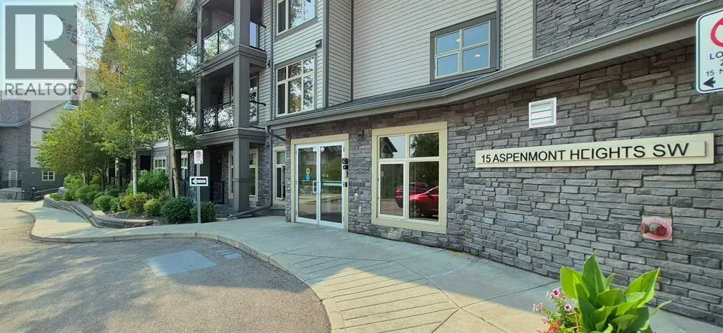 206, 15 ASPENMONT Heights SW