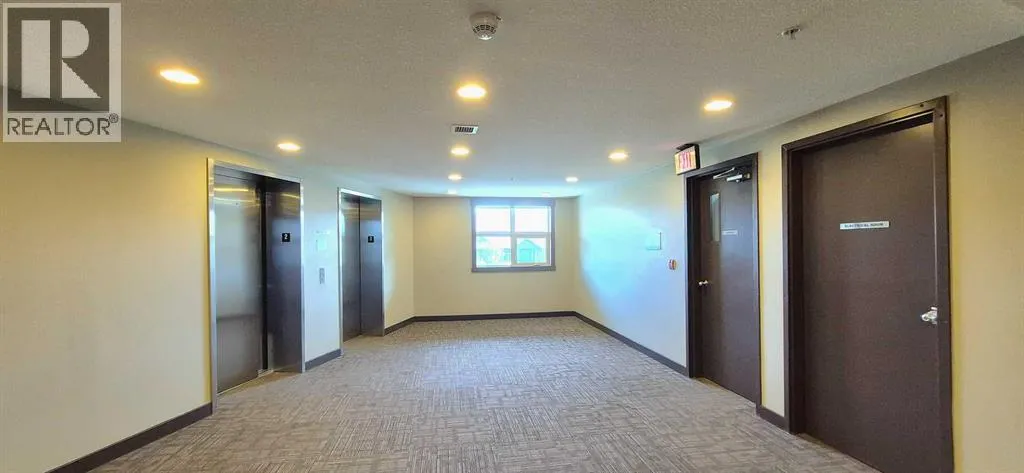 206, 15 ASPENMONT Heights SW