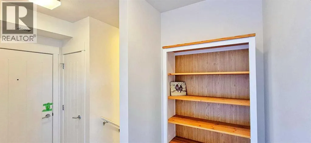 206, 15 ASPENMONT Heights SW