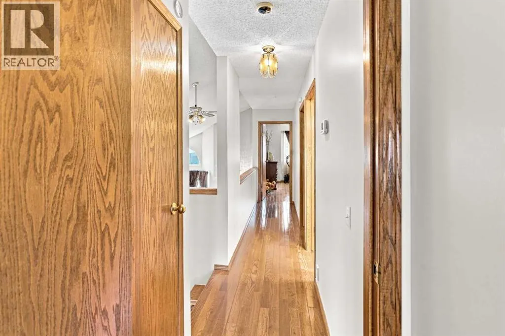 2709 Signal Hill Bay SW