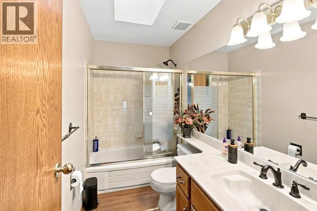2709 Signal Hill Bay SW