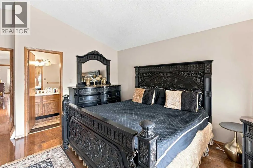 2709 Signal Hill Bay SW