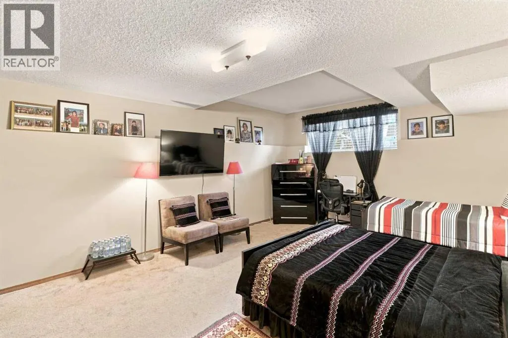 2709 Signal Hill Bay SW