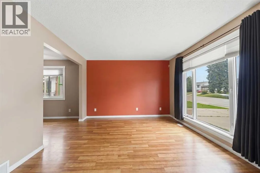 157 Rogers Crescent
