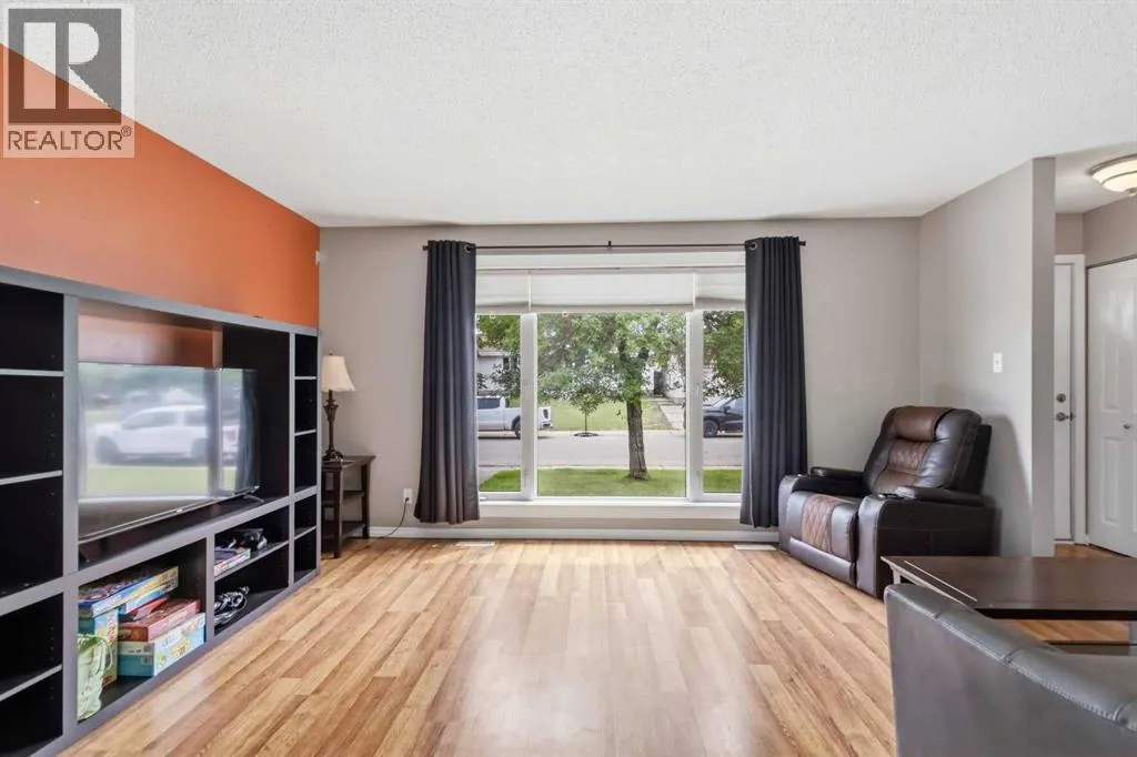 157 Rogers Crescent