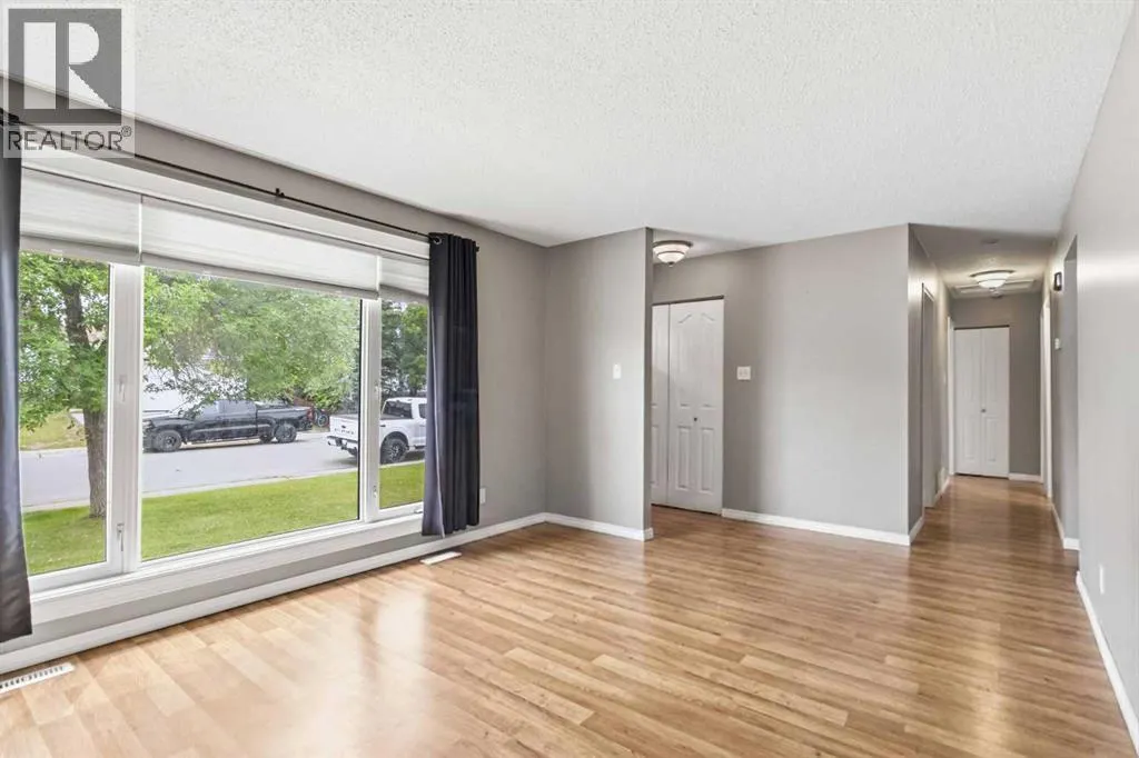 157 Rogers Crescent
