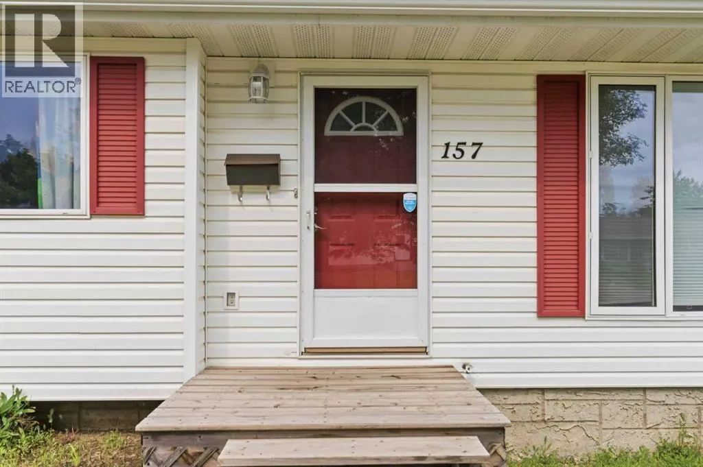 157 Rogers Crescent