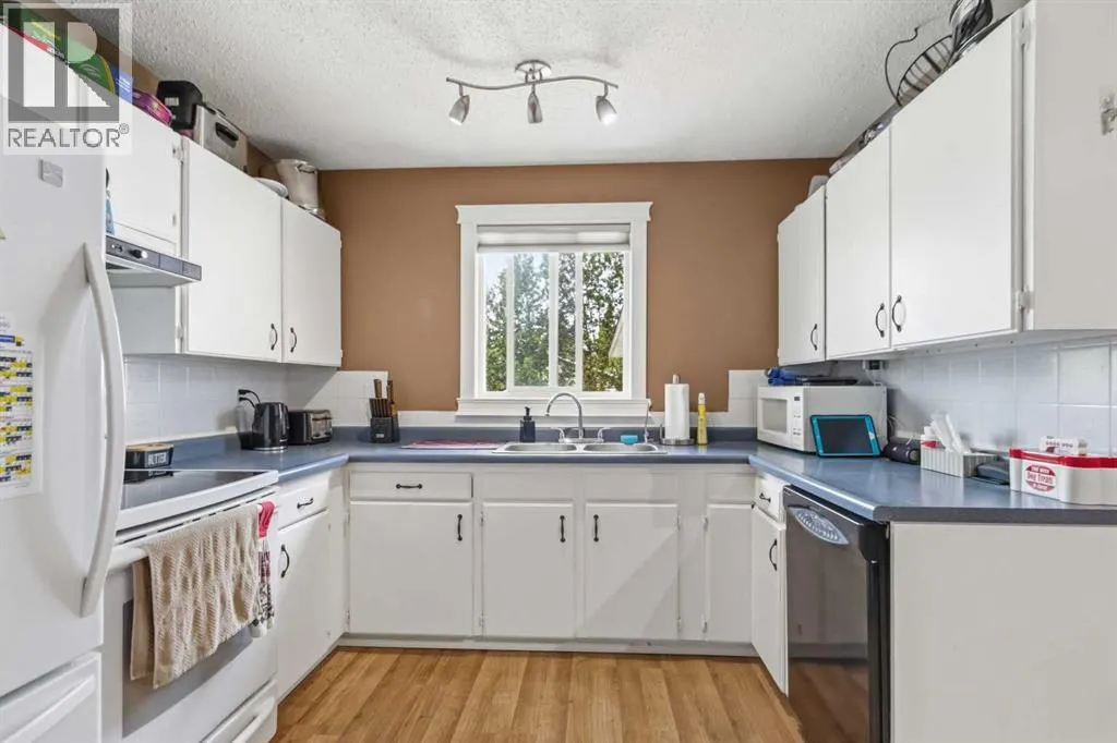 157 Rogers Crescent