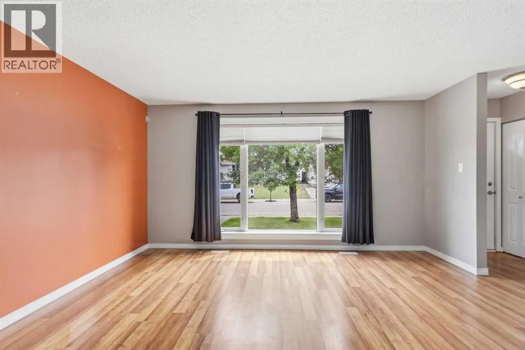 157 Rogers Crescent