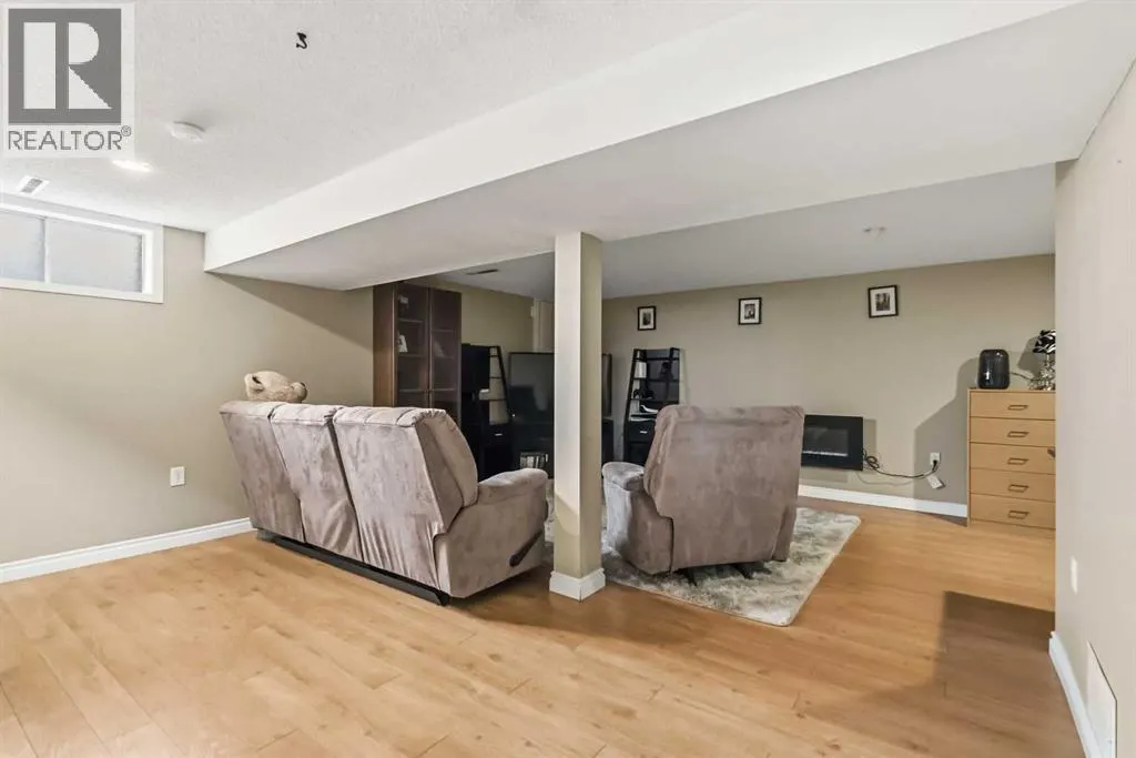 157 Rogers Crescent
