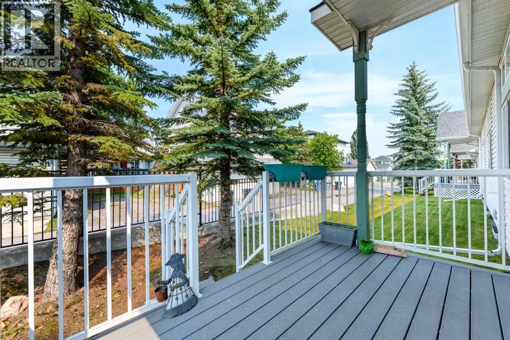 25 Prestwick Pond Terrace SE