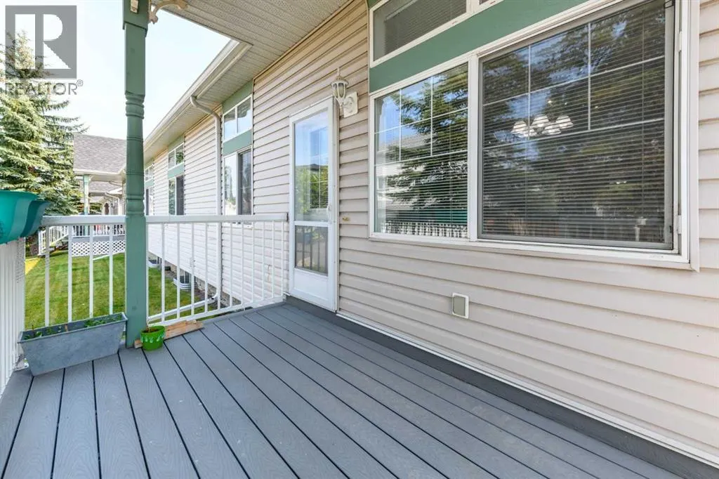 25 Prestwick Pond Terrace SE