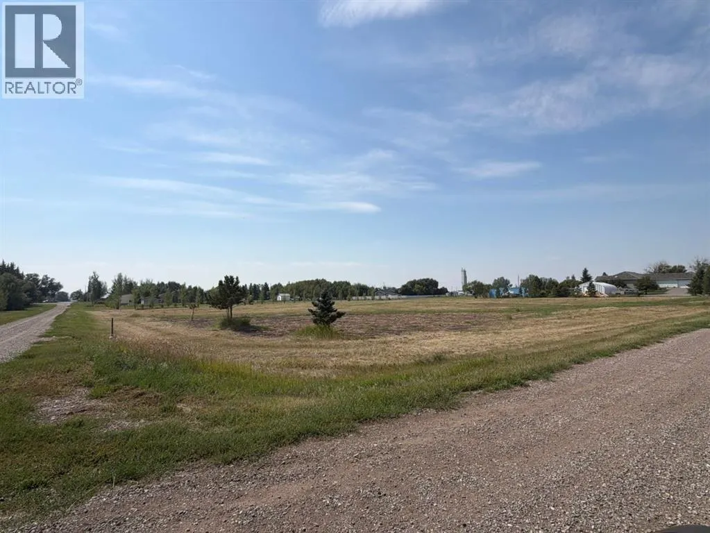 Lot 8 2 Avenue NW