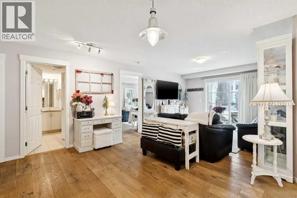 3110, 279 Copperpond Common SE