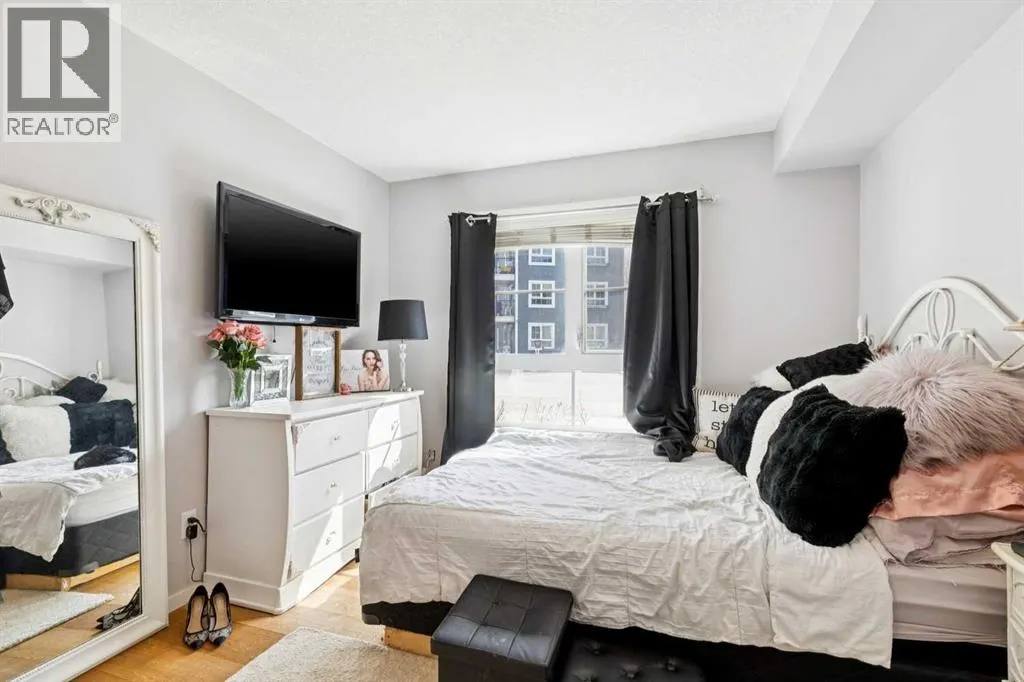 3110, 279 Copperpond Common SE