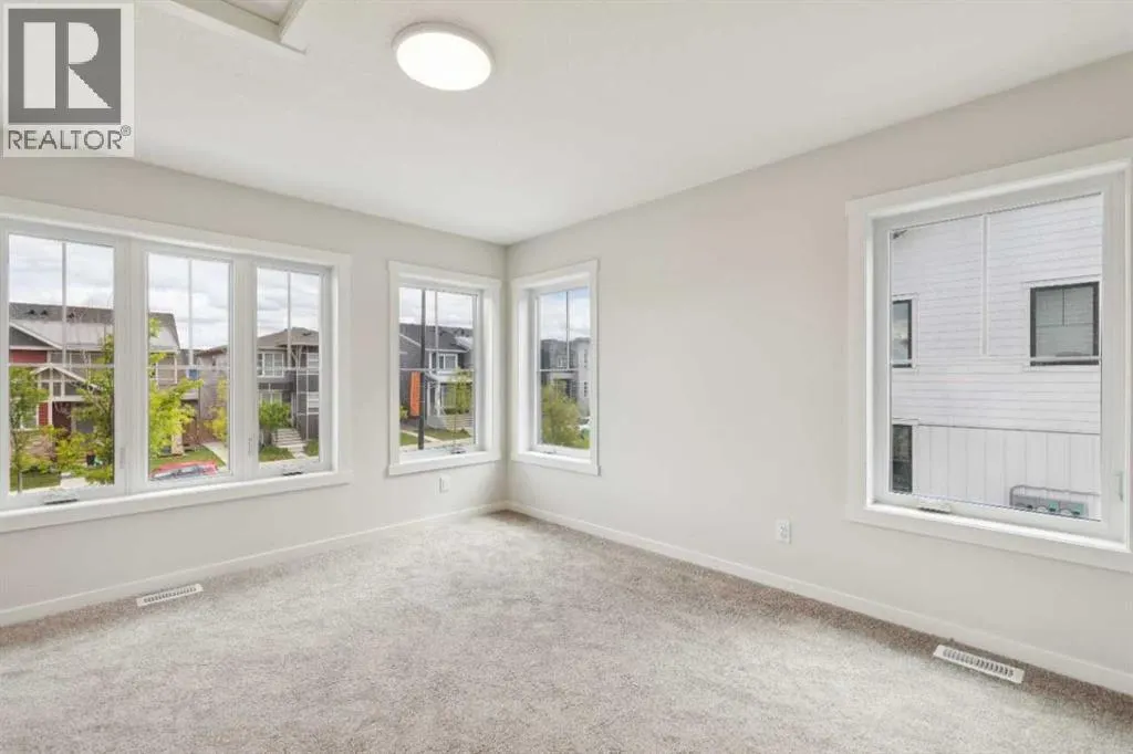 1201, 350 Mahogany Parade SE