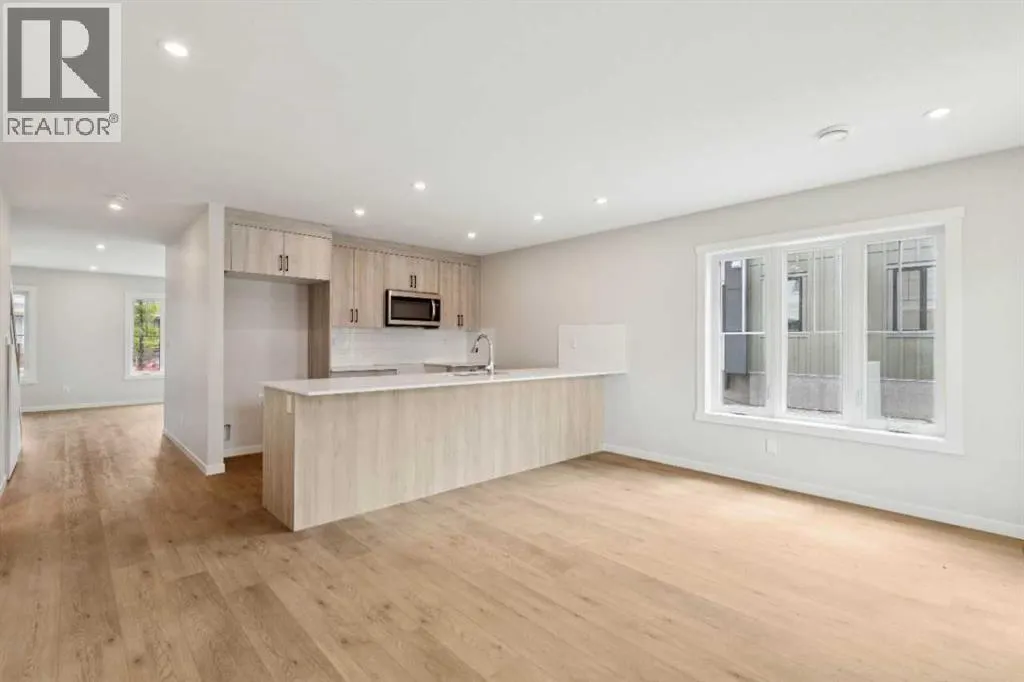 1201, 350 Mahogany Parade SE