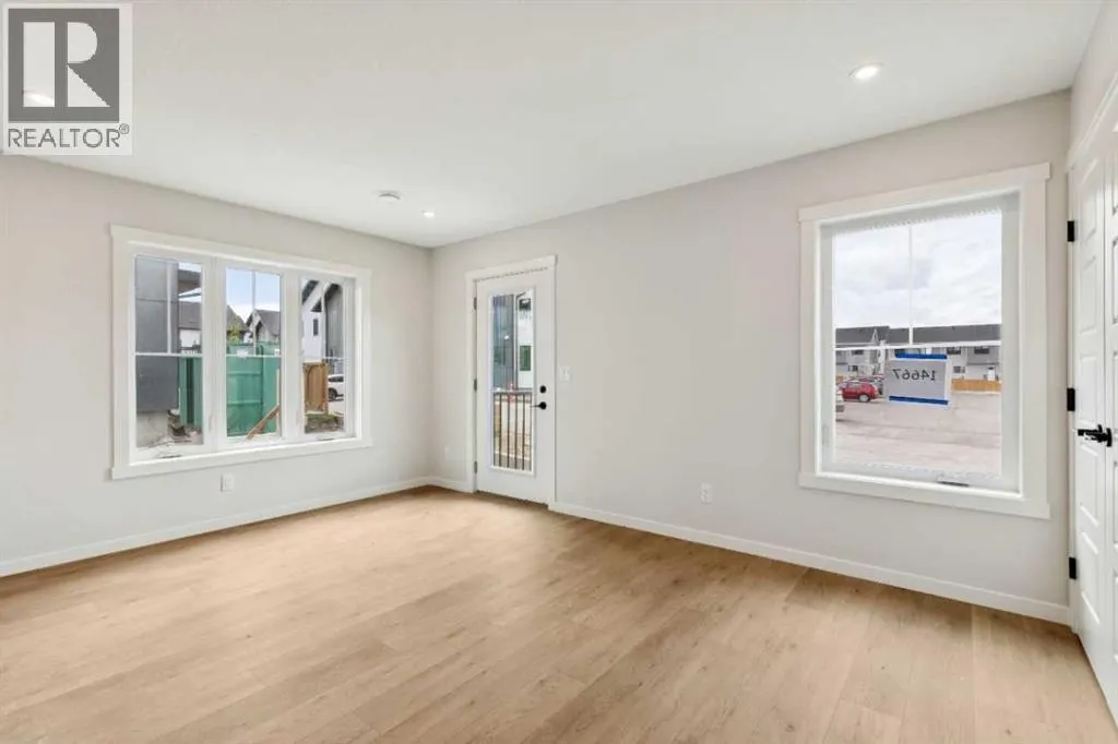 1201, 350 Mahogany Parade SE
