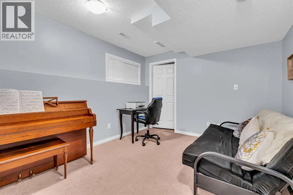 28 Everhollow Way SW