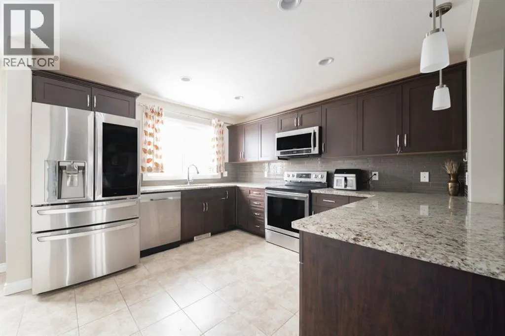 240 Comeau Crescent