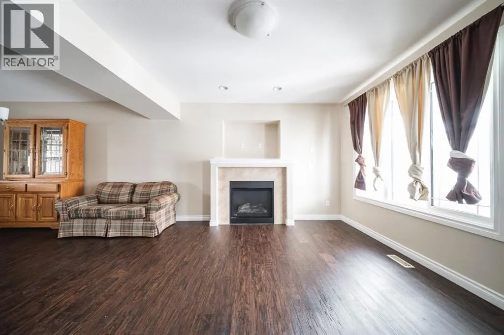 240 Comeau Crescent
