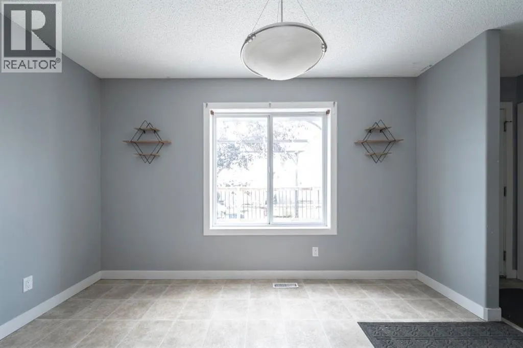 112 Sandstone Lane