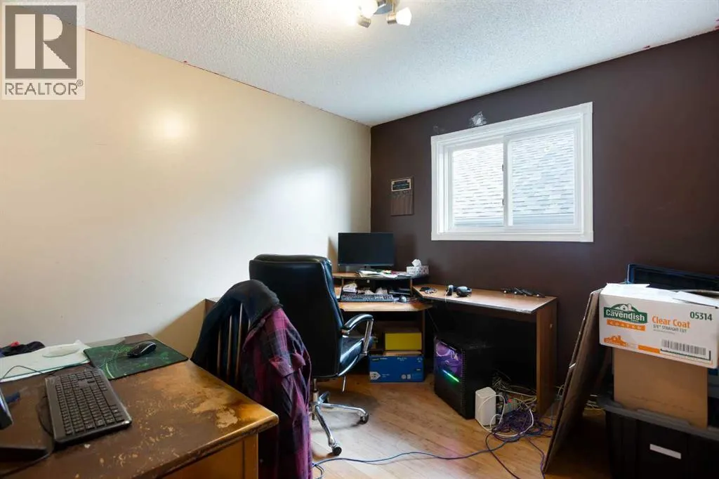 127 Shawinigan Drive SW