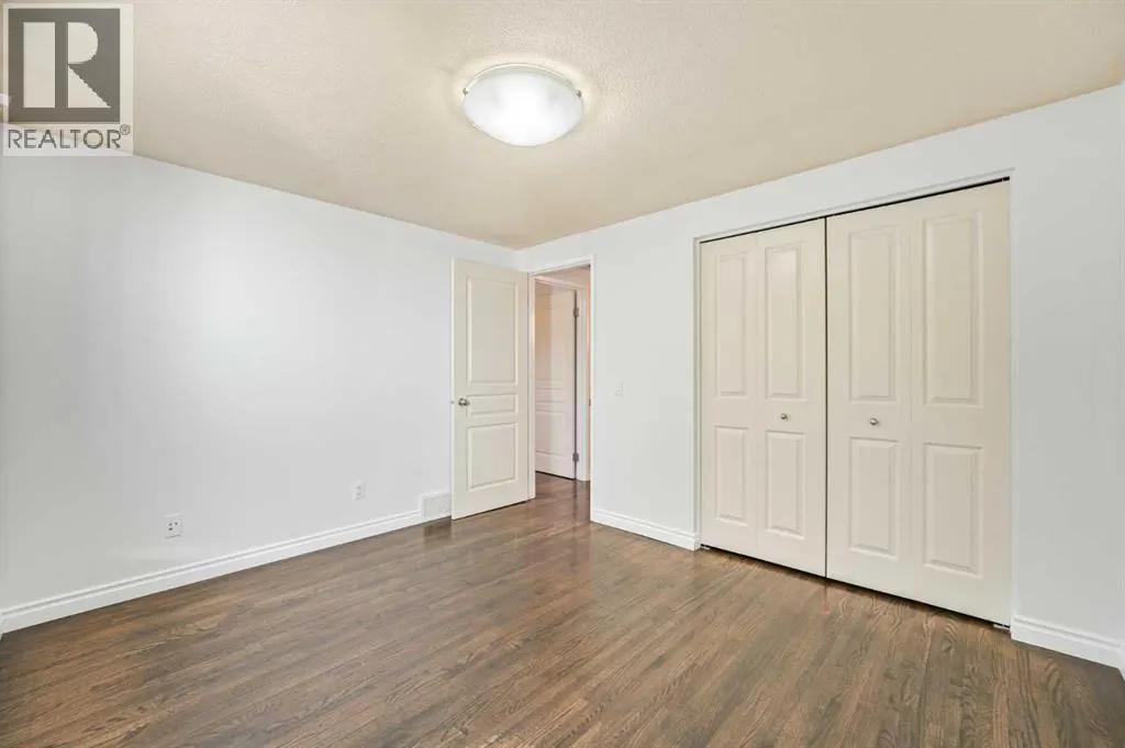 6, 2815 Palliser Drive SW