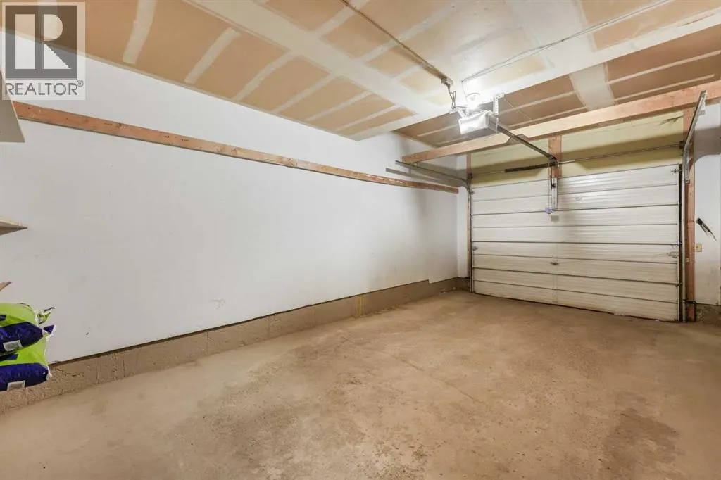 6, 2815 Palliser Drive SW