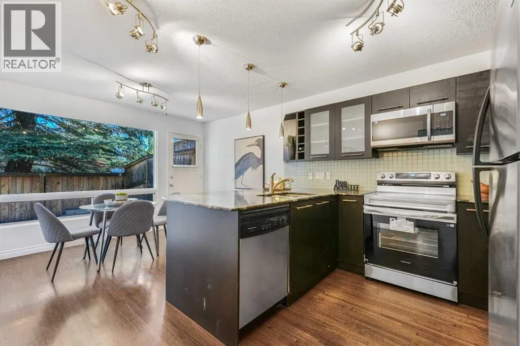 6, 2815 Palliser Drive SW