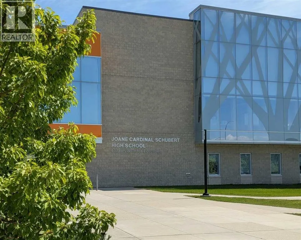 152, 380 Seton Villas SE