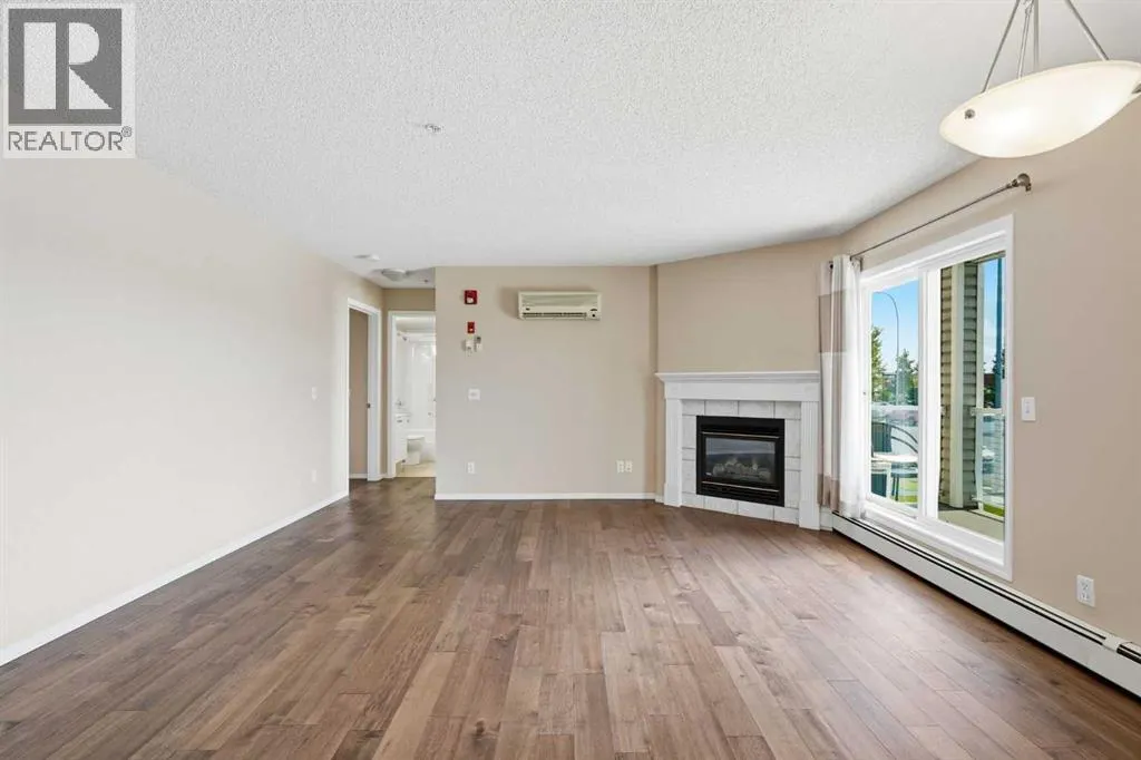 221, 290 Shawville Way SE
