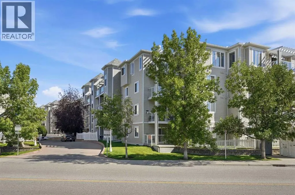 221, 290 Shawville Way SE