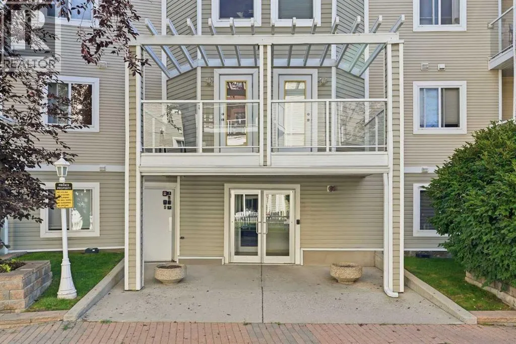 221, 290 Shawville Way SE