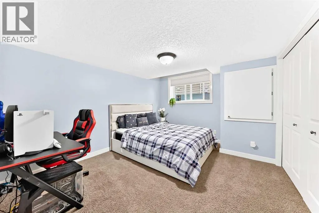 23 Everoak Bay SW