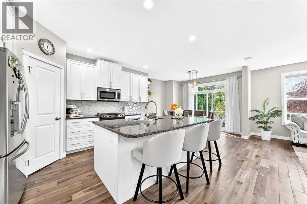 23 Everoak Bay SW