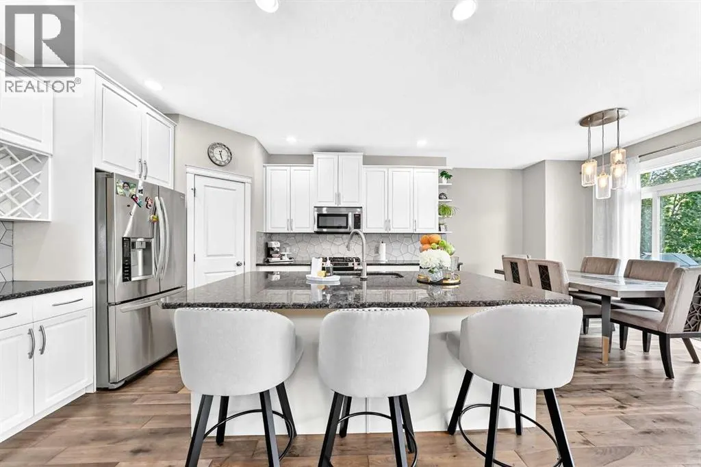 23 Everoak Bay SW