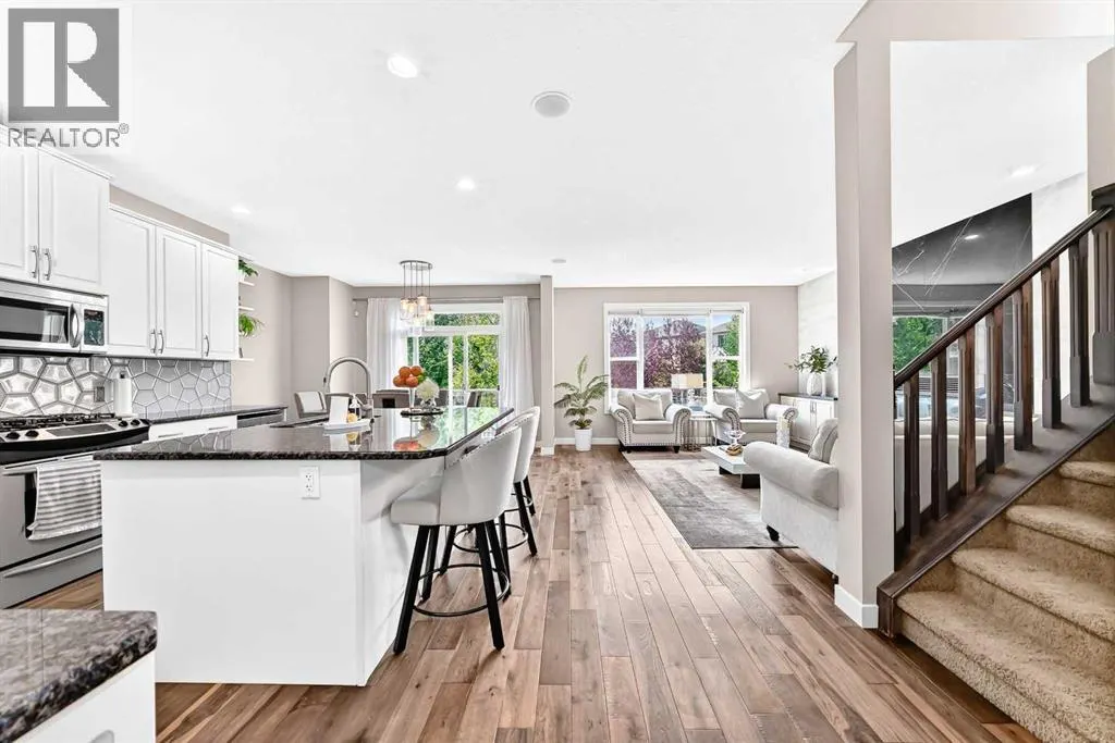 23 Everoak Bay SW
