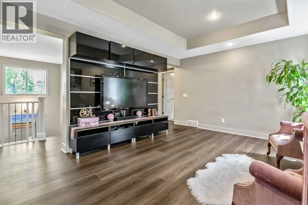 315 Mahogany Court SE