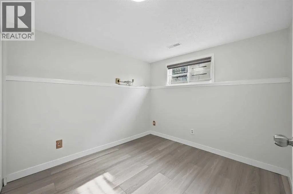 11 Martinwood Road NE
