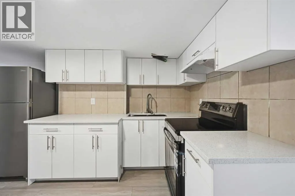 11 Martinwood Road NE