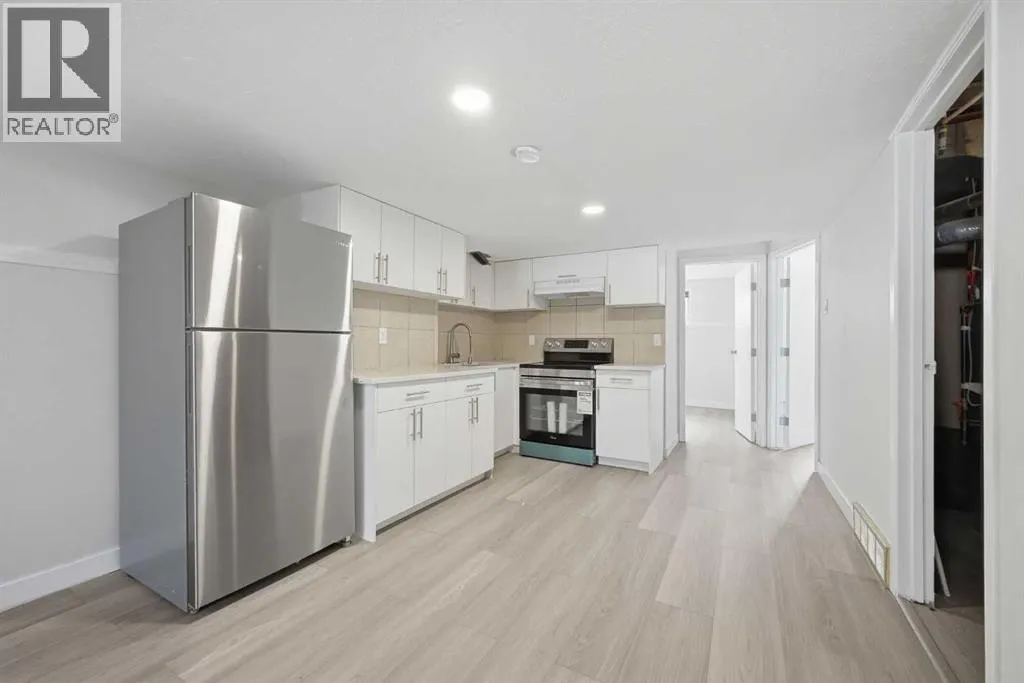 11 Martinwood Road NE