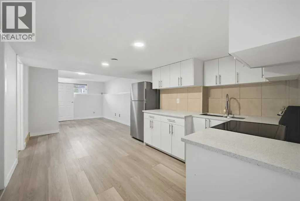 11 Martinwood Road NE